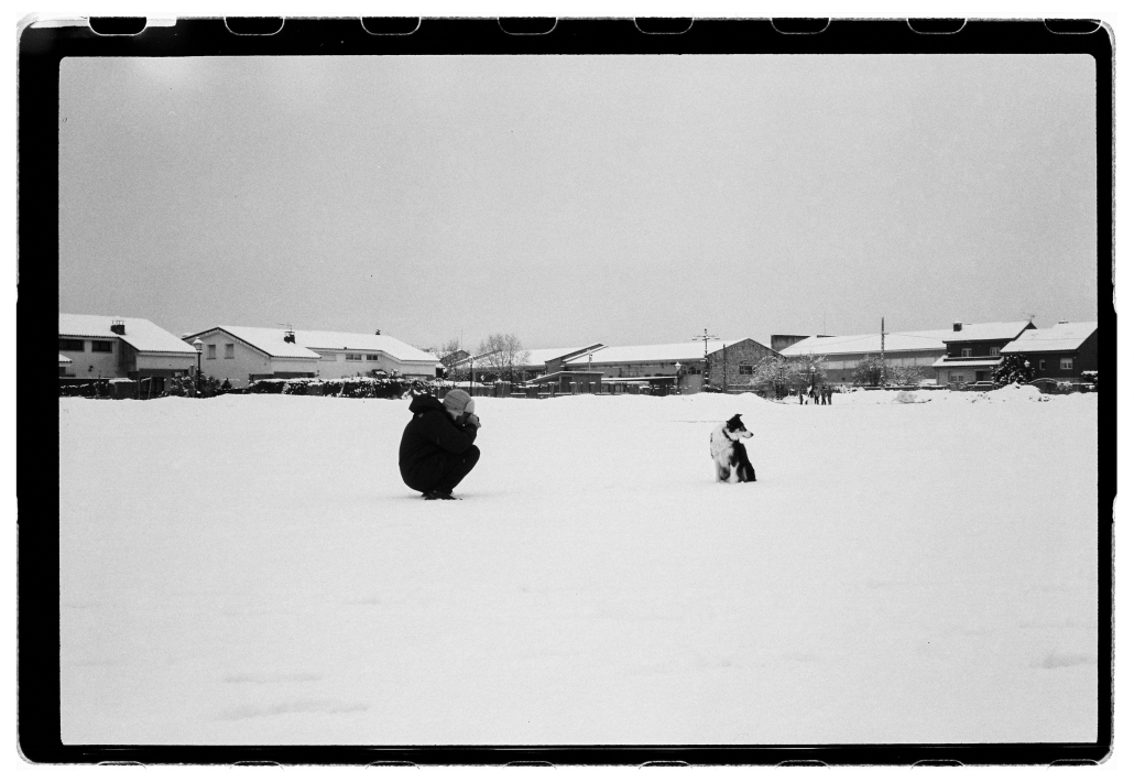 OlympusTrip35-IlfordHP5-CarmencitaFilmLab-CarmenPM